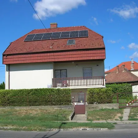 Tancsics Maganszallas Apartment Pecs